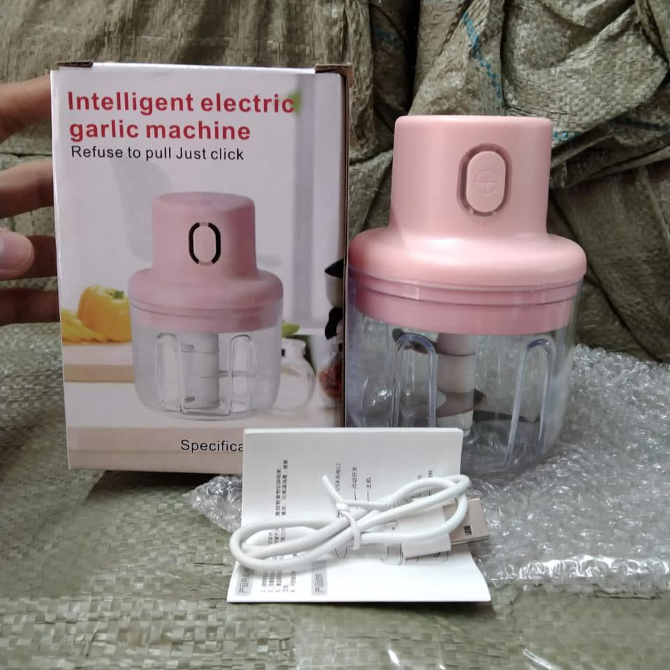 Portable Electric Mini Food Chopper 250ml – Garlic, Onion & Vegetable Cutter